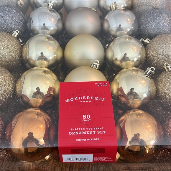 50 GOLD, SILVER, and BRONZE ORNAMENTS - Picture 2 of 5